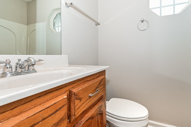 2,275/Mo, 5727 Hunters Chase Southaven, MS 38672 Bathroom View