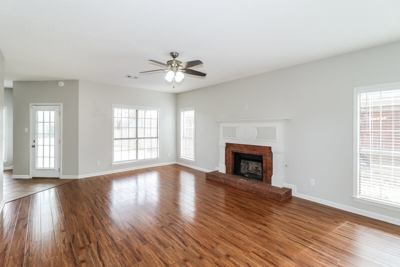 2,515/Mo, 6808 Forrest Circle Bartlett, TN 38135 Living Room View