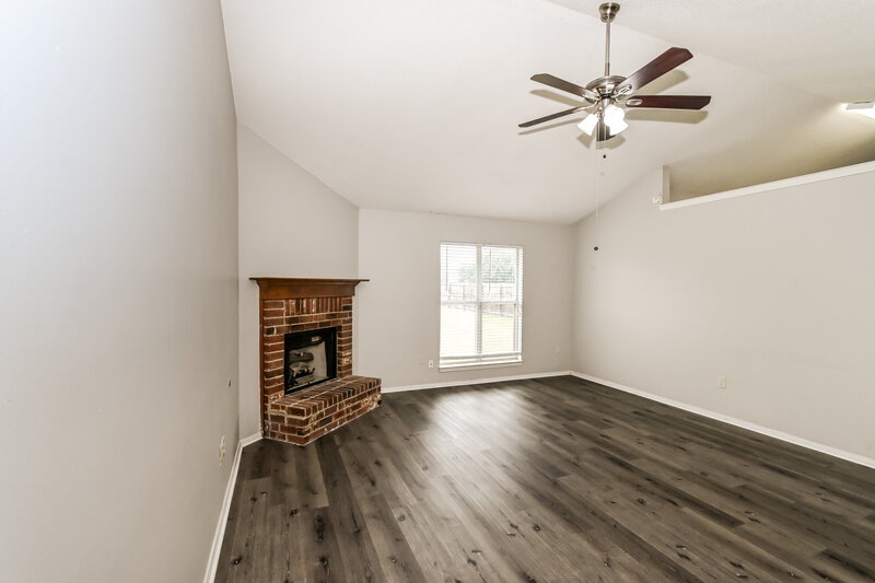 1,745/Mo, 6314 Oak Run Dr E Olive Branch, MS 38654 Living Room View