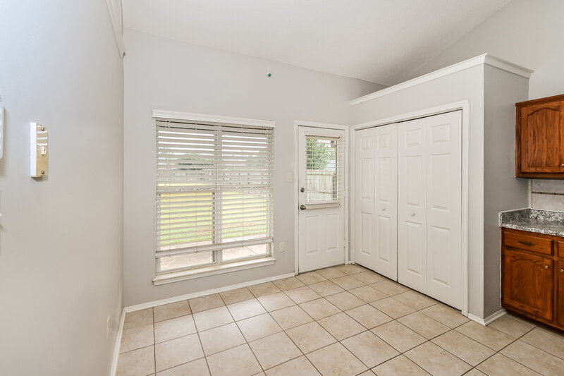 1,745/Mo, 6314 Oak Run Dr E Olive Branch, MS 38654 Dining Room View