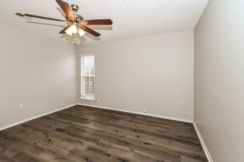 1,745/Mo, 6314 Oak Run Dr E Olive Branch, MS 38654 Main Bedroom View 3