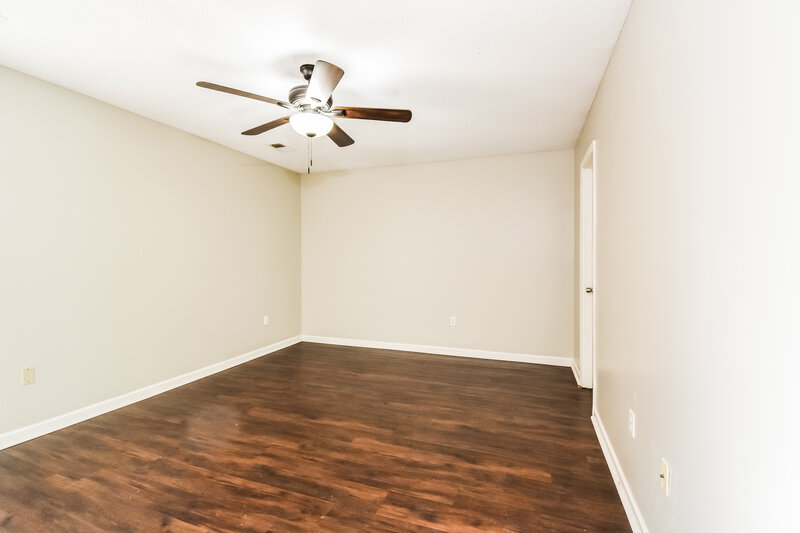 1,485/Mo, 5620 Kaitlyn Dr W Walls, MS 38680 Main Bedroom View