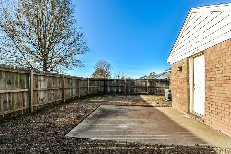 1,485/Mo, 5620 Kaitlyn Dr W Walls, MS 38680 Rear View