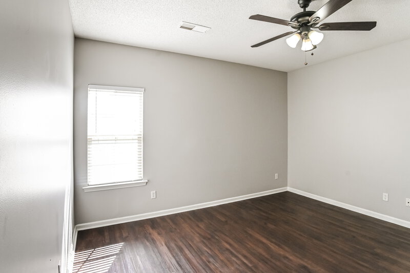 2,185/Mo, 4266 Markston Drive Southaven, MS 38672 Main Bedroom View