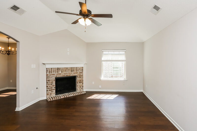 2,175/Mo, 9460 Eckley Pl Cordova, TN 38018 Living Room View