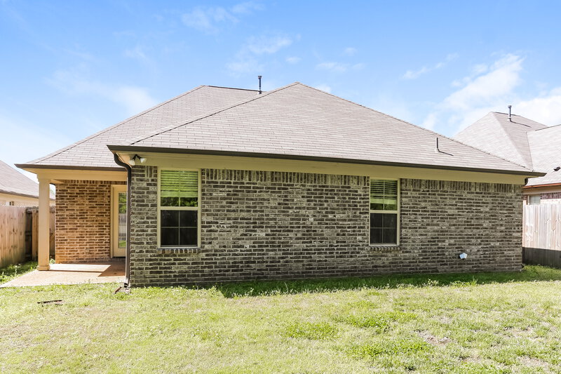 2,175/Mo, 9460 Eckley Pl Cordova, TN 38018 Rear View