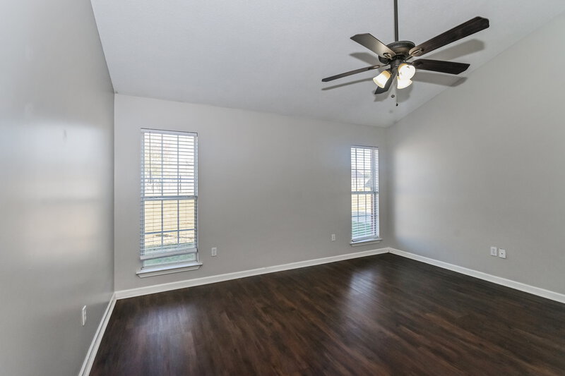 1,660/Mo, 1718 W Sarah Ann Dr Southaven, MS 38671 Main Bedroom View