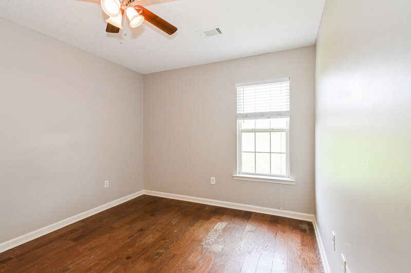 3,260/Mo, 8415 N Linda Shore Dr Southaven, MS 38672 Bedroom View 2