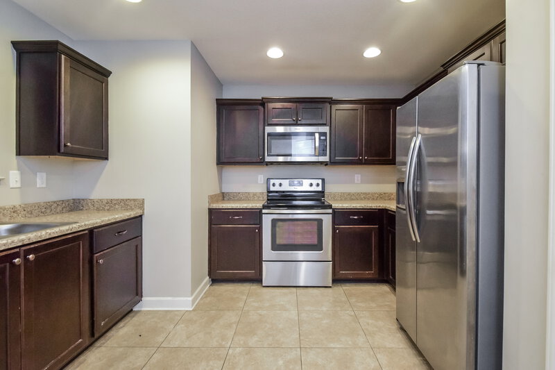 1,775/Mo, 1421 Hemlock Dr Southaven, MS 38671 Kitchen View