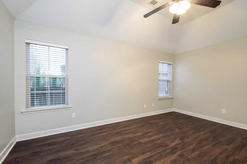 1,775/Mo, 1421 Hemlock Dr Southaven, MS 38671 Main Bedroom View 2