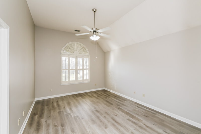 2,900/Mo, 4191 Carroll Dr W Horn Lake, MS 38637 Main Bedroom View 2