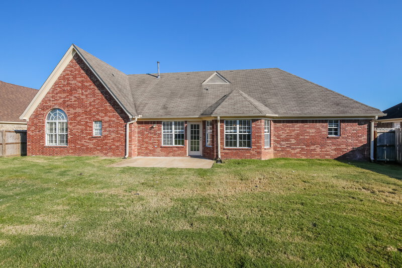 2,900/Mo, 4191 Carroll Dr W Horn Lake, MS 38637 Rear View