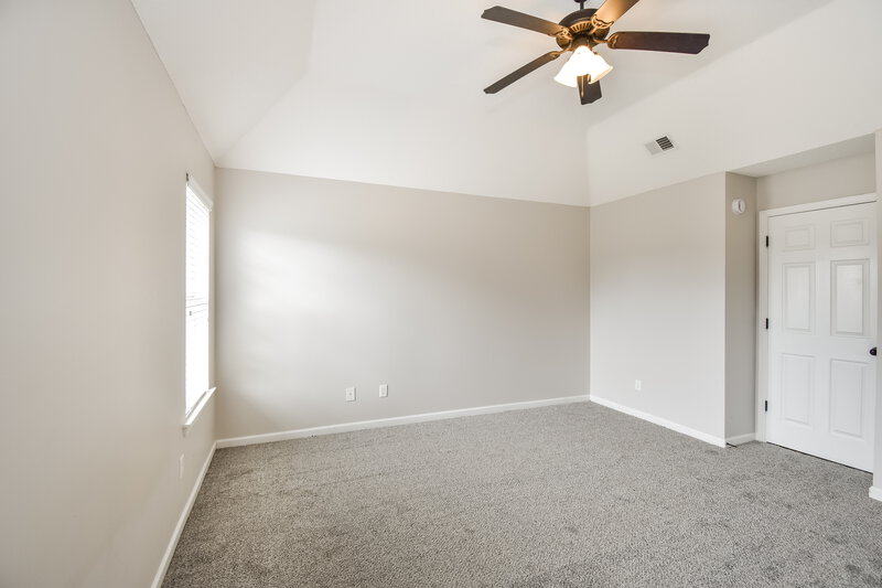 2,650/Mo, 9849 White Poplar Drive Olive Branch, MS 38654 Main Bedroom View