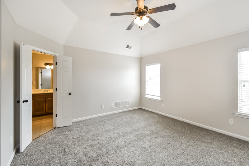 2,650/Mo, 9849 White Poplar Drive Olive Branch, MS 38654 Main Bedroom View 2