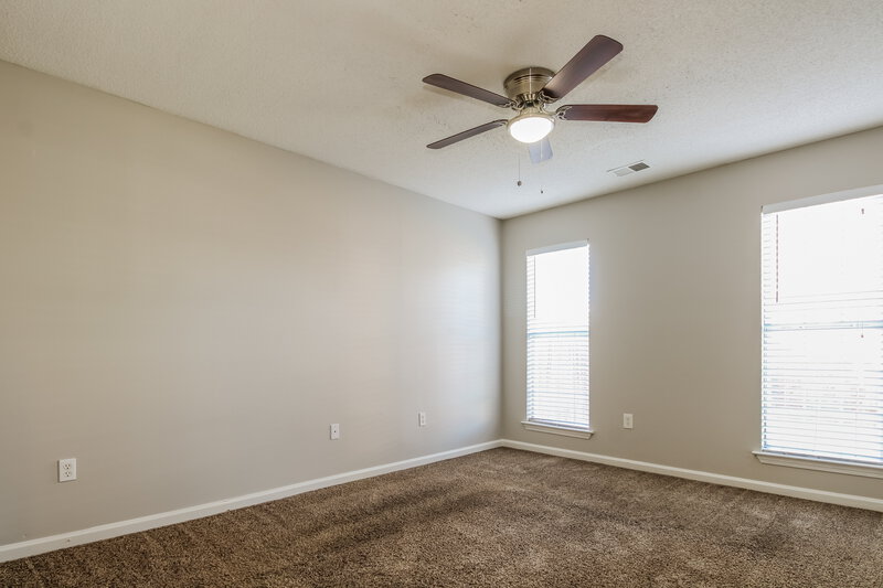 2,320/Mo, 6911 White Hawk Ln Olive Branch, MS 38654 Bedroom View 2