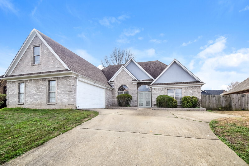2,365/Mo, 1573 Golden Oaks Loop N Southaven, MS 38671 External View