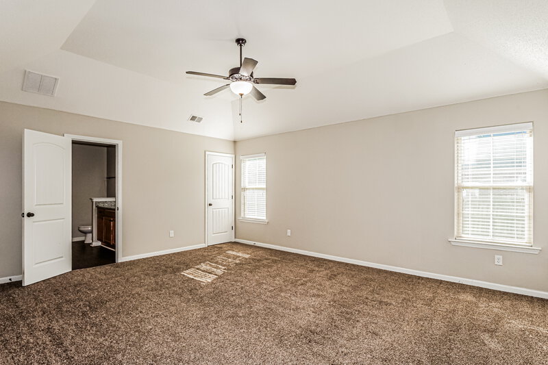 1,790/Mo, 9439 Darren Cir S Cordova, TN 38018 Main Bedroom View