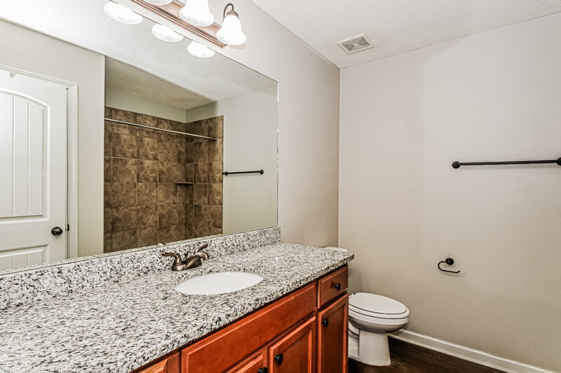 1,790/Mo, 9439 Darren Cir S Cordova, TN 38018 Bathroom View