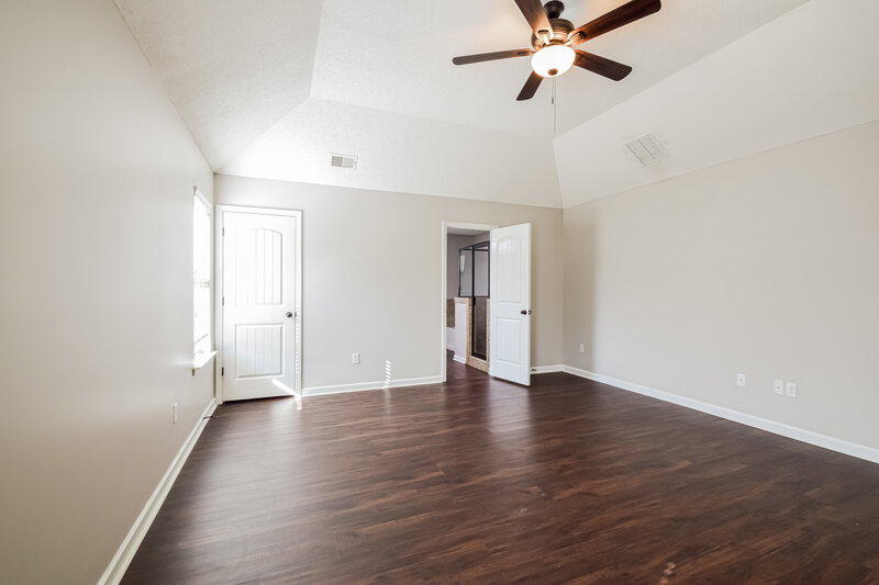 1,885/Mo, 9435 Darren Cir S Cordova, TN 38018 Main Bedroom View
