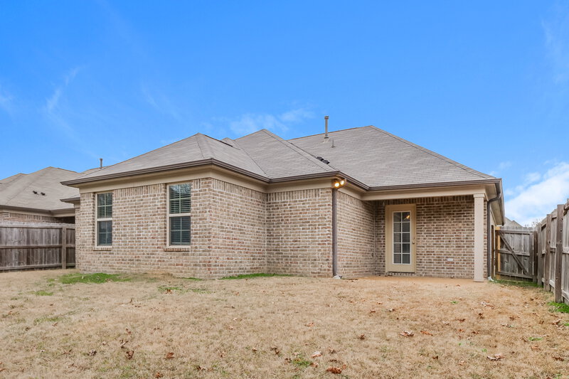 1,840/Mo, 9455 Darren Cir S Cordova, TN 38018 Rear View 2