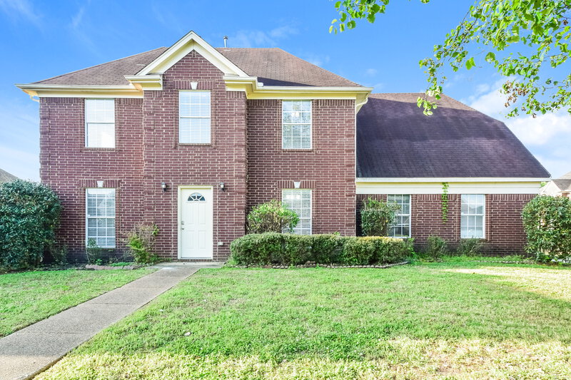 2,115/Mo, 7837 Pinefrost Ln Memphis, TN 38125 External View