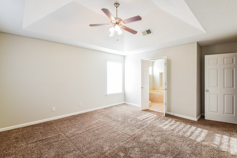 2,115/Mo, 7837 Pinefrost Ln Memphis, TN 38125 Main Bedroom View 2