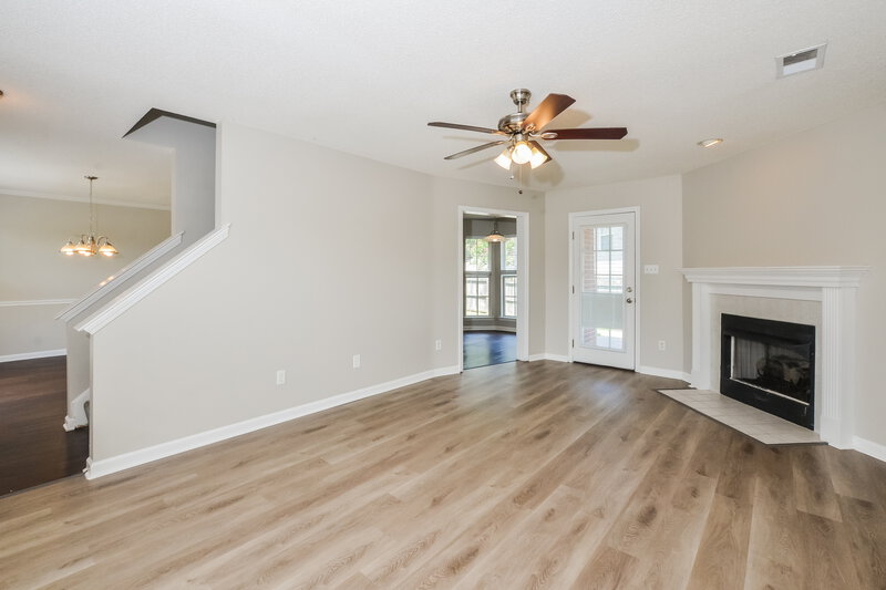 1,970/Mo, 2798 Shady Well Cv Cordova, TN 38016 Living Room View