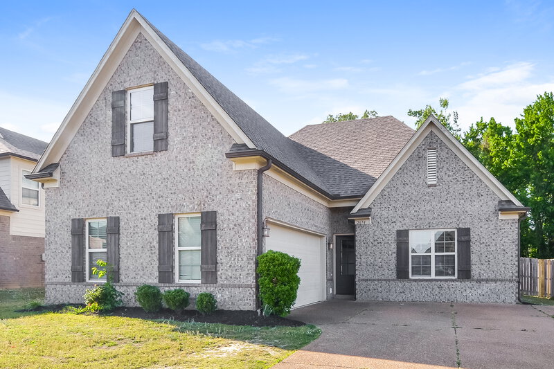 2,530/Mo, 2674 Champion Hills Dr Southaven, MS 38672 Front View