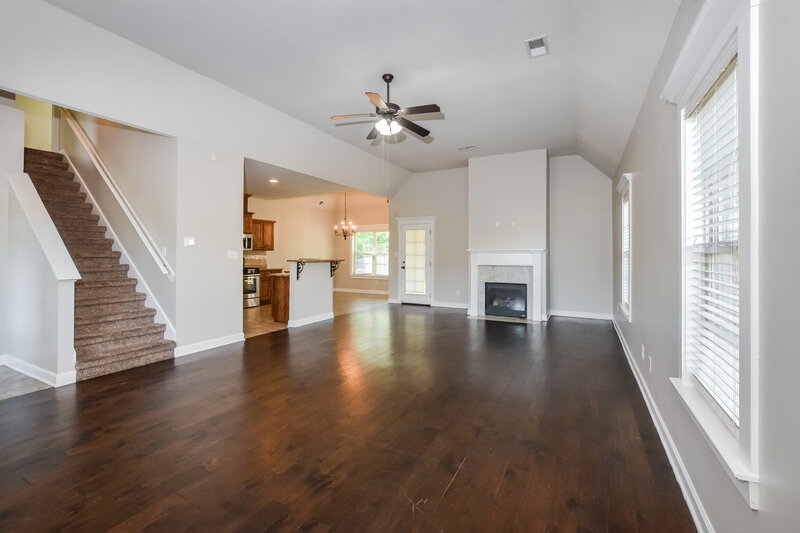 2,530/Mo, 2674 Champion Hills Dr Southaven, MS 38672 Living Room View