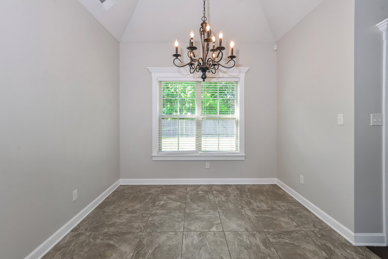2,530/Mo, 2674 Champion Hills Dr Southaven, MS 38672 Dining Room View