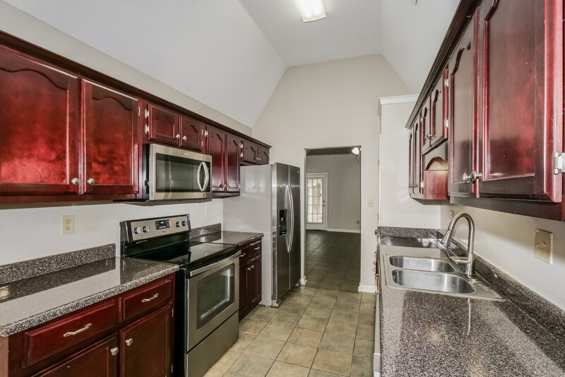 1,620/Mo, 8682 Cat Tail Dr Southaven, MS 38671 Kitchen View