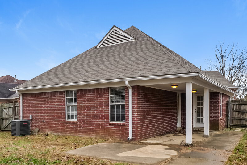 1,620/Mo, 8682 Cat Tail Dr Southaven, MS 38671 Rear View 2