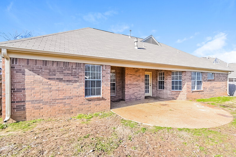 2,075/Mo, 7854 Meadow Ridge Lane Olive Branch, MS 38654 Rear View