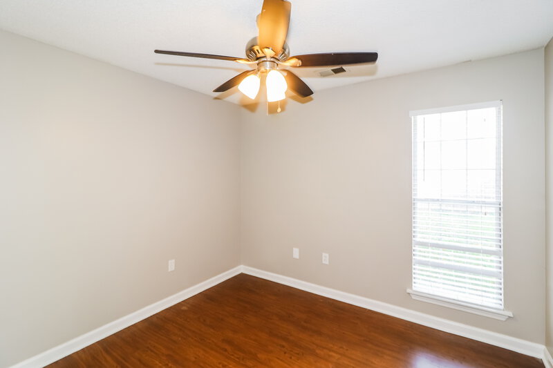 1,590/Mo, 7366 Pecan Meadow Dr E Olive Branch, MS 38654 Main Bedroom View 2