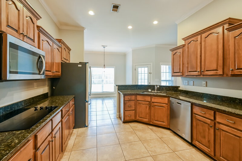 3,460/Mo, 2913 Summer Oaks Place Southaven, MS 38672 Kitchen View