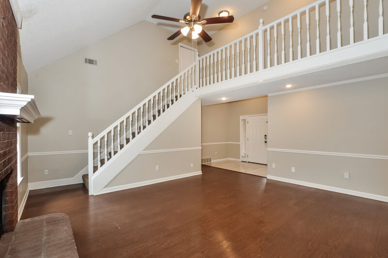 1,915/Mo, 3549 Earlynn Dr Bartlett, TN 38133 Living Room View 3