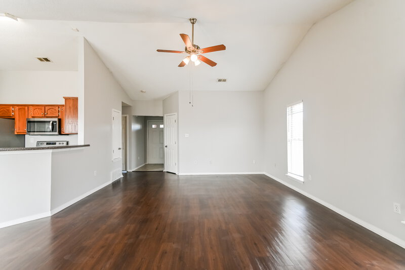 1,655/Mo, 4255 Man Of War Dr Southaven, MS 38671 Living Room View