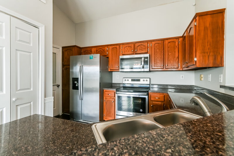1,655/Mo, 4255 Man Of War Dr Southaven, MS 38671 Kitchen View