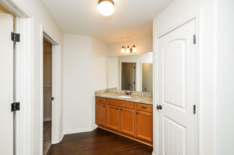 2,610/Mo, 9480 Eckley Pl Cordova, TN 38018 Main Bathroom View