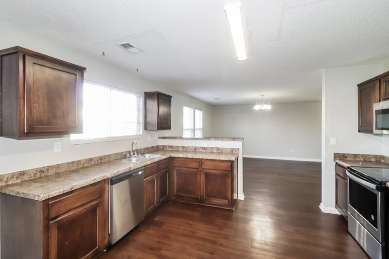 1,585/Mo, 10216 Cottage Farms Dr Cordova, TN 38016 Kitchen View 2