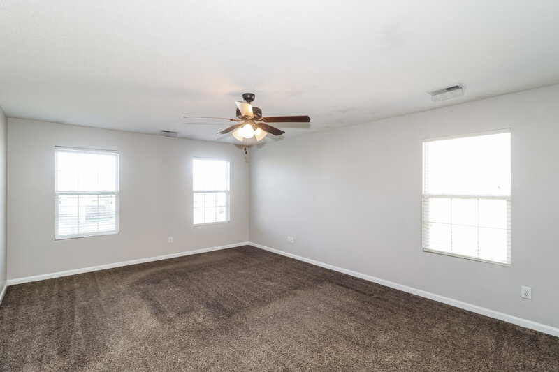 1,585/Mo, 10216 Cottage Farms Dr Cordova, TN 38016 Main Bedroom View 2