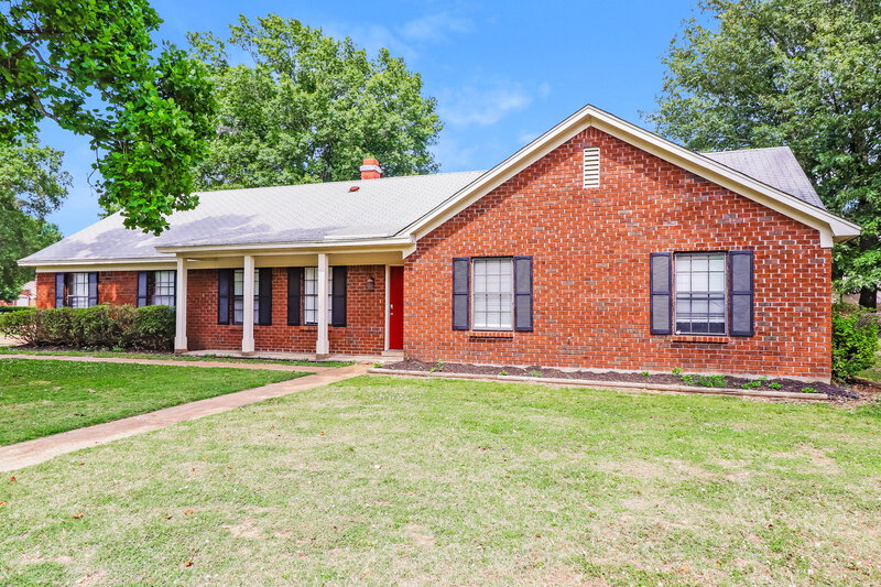 1,625/Mo, 7254 Bramble Ln Walls, MS 38680 Front View