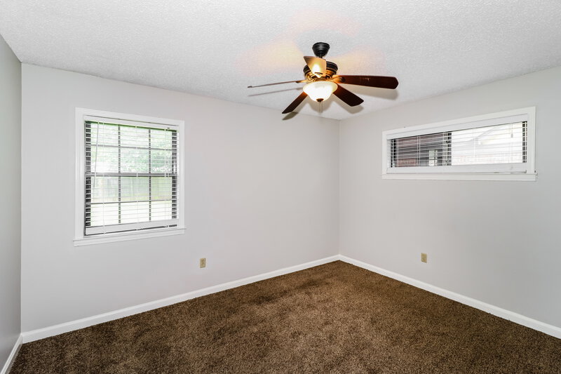 1,625/Mo, 7254 Bramble Ln Walls, MS 38680 Main Bedroom View 3