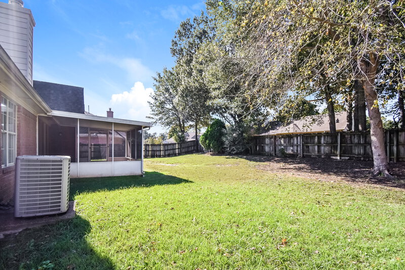 2,230/Mo, 7730 Shadow Fork Ln Arlington, TN 38002 Rear View