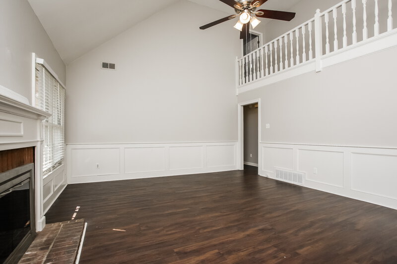 1,735/Mo, 8159 N Creekside Cir Memphis, TN 38016 Living Room View