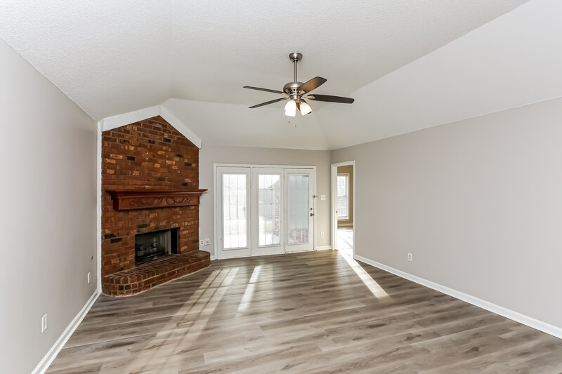3,230/Mo, 2729 Fletcher Crest Cv Cordova, TN 38016 Living Room View