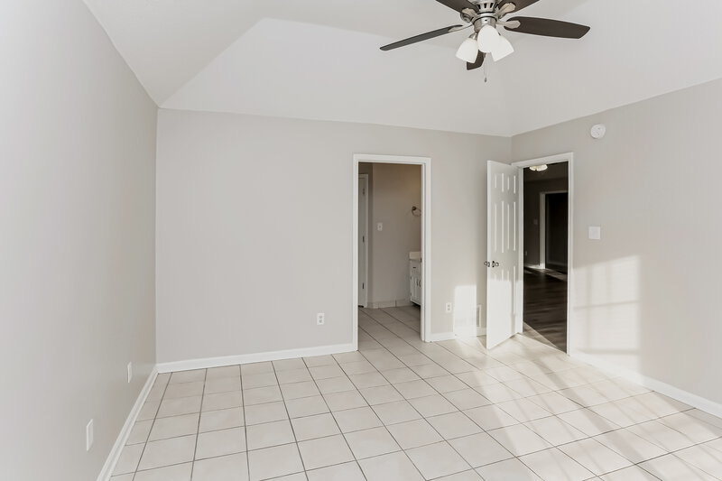 3,230/Mo, 2729 Fletcher Crest Cv Cordova, TN 38016 Main Bedroom View 2