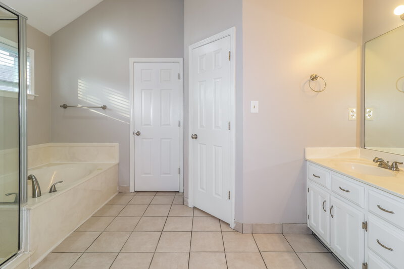 2,305/Mo, 2729 Fletcher Crest Cv Cordova, TN 38016 Misc View 9