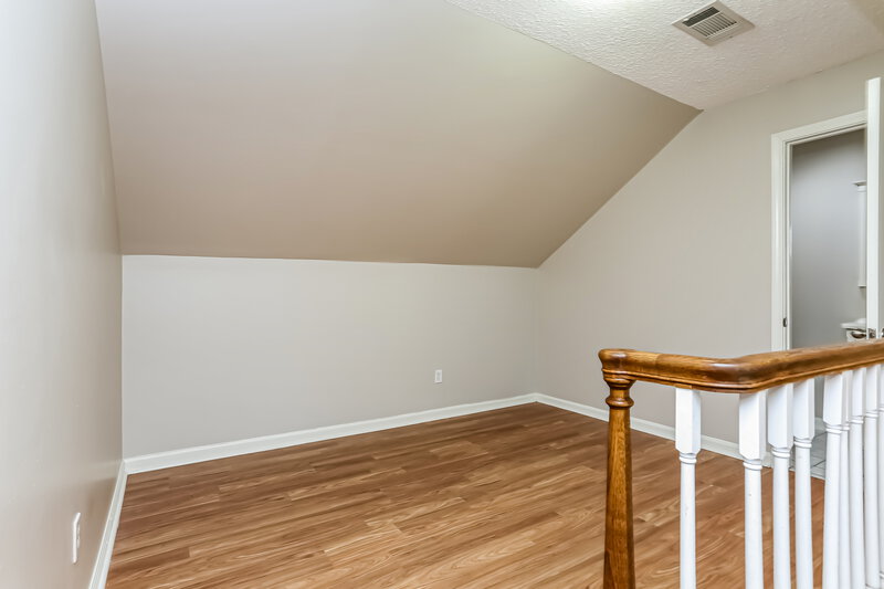 3,230/Mo, 2729 Fletcher Crest Cv Cordova, TN 38016 Loft View