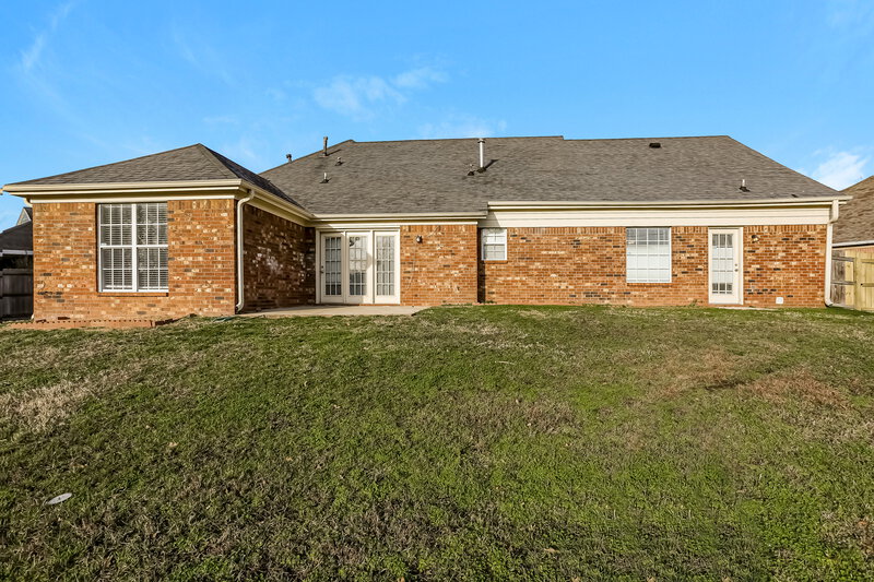 3,230/Mo, 2729 Fletcher Crest Cv Cordova, TN 38016 Rear View